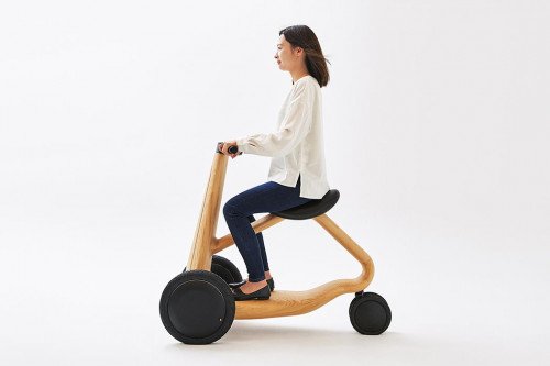 Этот японский деревянный электросамокат создан для решения проблем с мобильностью!