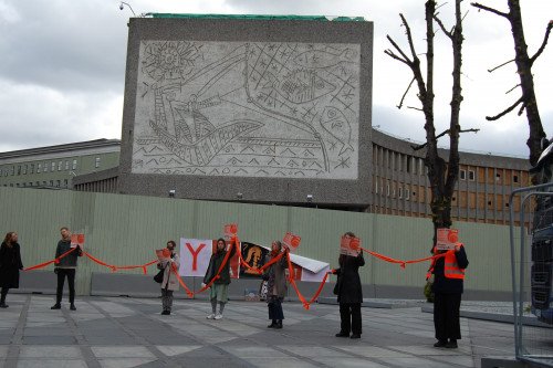 Фрески Пикассо в Осло переносятся, несмотря на протесты