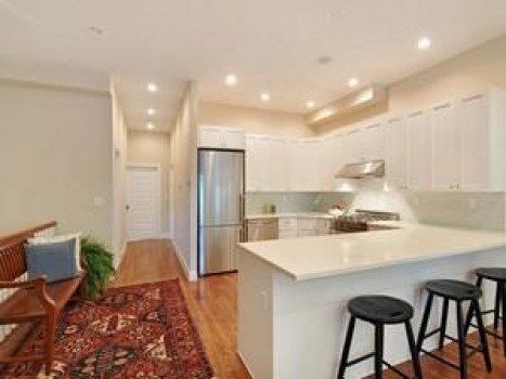 «Нытик с Уолл-стрит» Эндрю Шифф наконец-то покупает собственную квартиру в Бруклине за скромную зарплату в 350 000 долларов