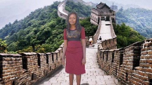 Кенян Леди Фотошоп на отдыхе в Китае. Теперь собирается на реальное